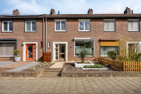 Tussenwoning te koop: Sint Wirosingel 9, De Kemp Roermond