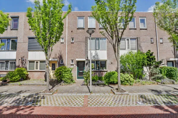 Tussenwoning te koop: Sinte Barbara's tuin 7, Frederiksoord-Noord Rijnsburg