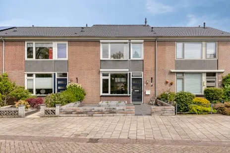 Tussenwoning te koop: Sirius 108, Sterrenbuurt Oosterhout (Nb)