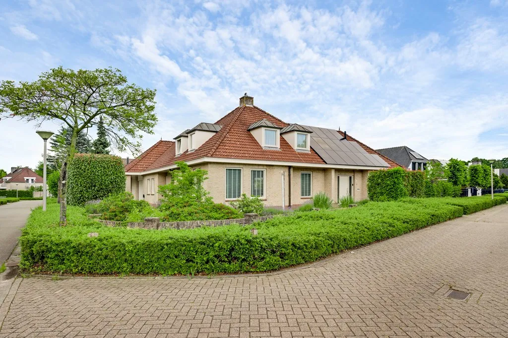 Vrijstaande woning te koop: Sjaak Kruijssenlaan 2, Eindhoven