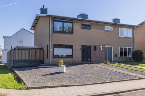Twee-onder-één-kap te koop: Sjpaans Kentje 20, Oud Nieuwenhagen Landgraaf