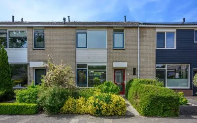 Tussenwoning te koop: Skagerrak 72, Emmeloord-Espelervaart-Rivierenbuurt Emmeloord
