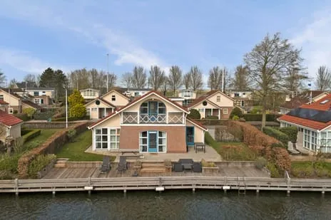 Woning te koop: Skelpebank 15, Verspreide huizen Workum Workum