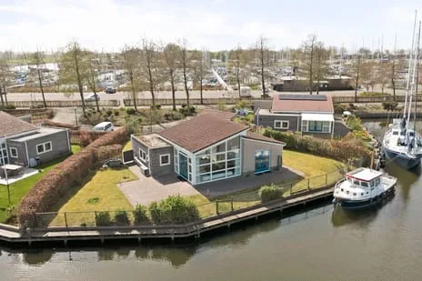 Woning te koop: Skelpebank 39, Verspreide huizen Workum Workum
