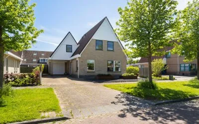 Vrijstaande woning te koop: Skûtsje 33, Stiens Stiens
