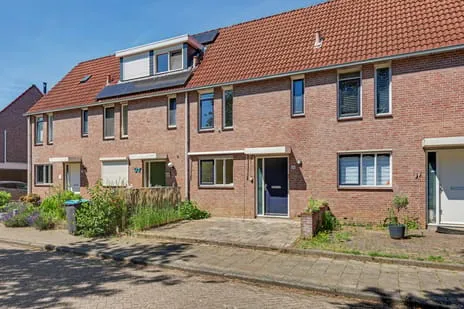 Tussenwoning te koop: Sladenhuishoek 44, Helmerhoek-Zuid Enschede