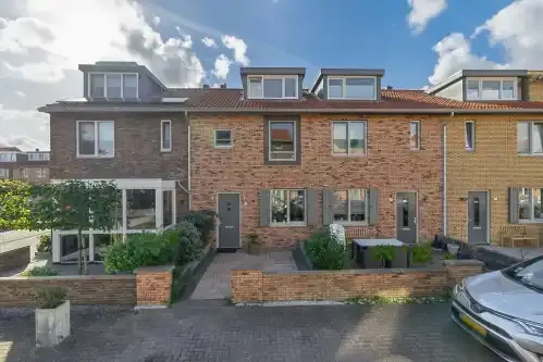 Tussenwoning te koop: Slagenland 13, Assendelft