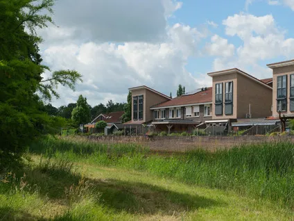 Tussenwoning te koop: Slangemuur 54, Nijrees Almelo