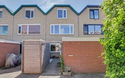 Terraced house for sale: Slangenburch 20, Zwartenhoek Monster