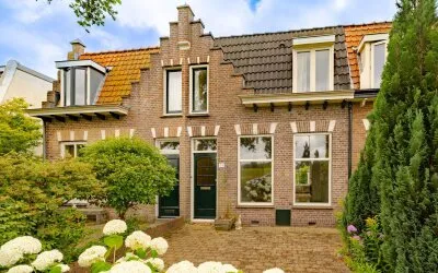 Tussenwoning te koop: Slaperdijkweg 64, Van der Aart sportpark Haarlem