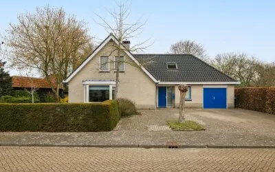 Vrijstaande woning te koop: Sleedoorn 1, Wilp