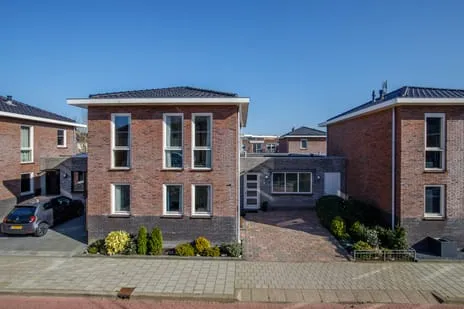 Tussenwoning te koop: Sleedoorn 4, Uitbreiding Dorp Bergambacht