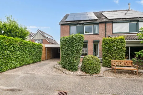 Tussenwoning te koop: Sleedoornstraat 25, Broekdijk Lichtenvoorde