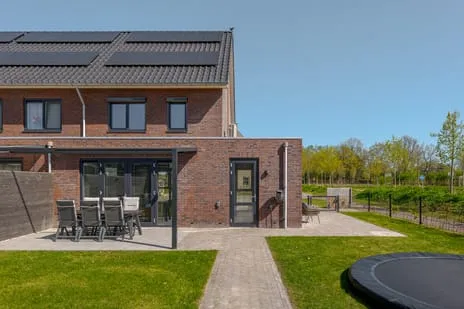 Hoekwoning te koop: Sleutelbloem 73, Buitengebied ten zuiden van Leek Leek