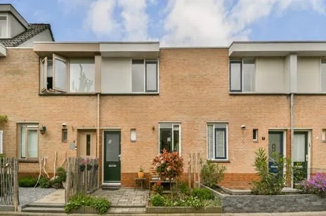 Tussenwoning te koop: Sleutelbloemstraat 7, Bloemenbuurt Voorhout