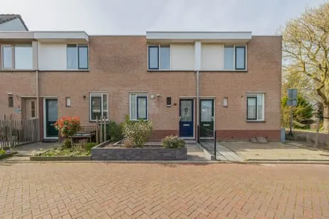 Tussenwoning te koop: Sleutelbloemstraat 9, Bloemenbuurt Voorhout