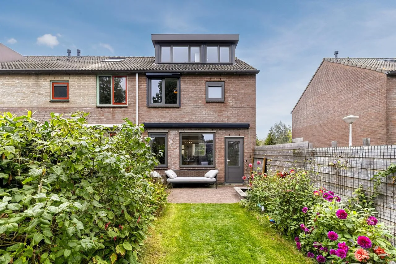 Hoekwoning te koop: Slichtenhorststraat 18, Amsterdam