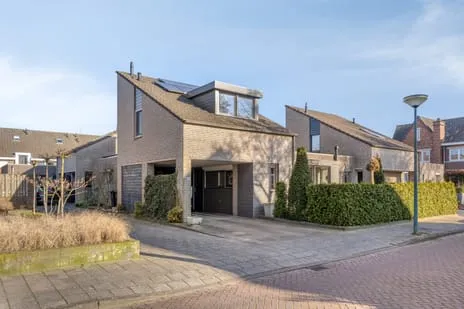 Tussenwoning te koop: Sligtmaan 33, Noordoost Alphen Alphen (Nb)