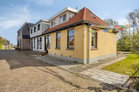 Twee-onder-één-kap te koop: Slijkenburg 17, Slijkenburg-Spanga Slijkenburg