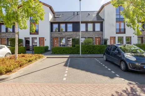 Tussenwoning te koop: Slimtocht 33, Bruggevaart en omgeving Berkhout