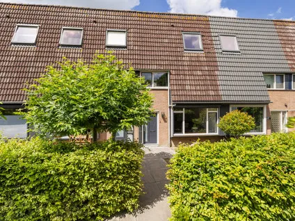 Tussenwoning te koop: Slingeland 20, Krooswijk Zevenbergen