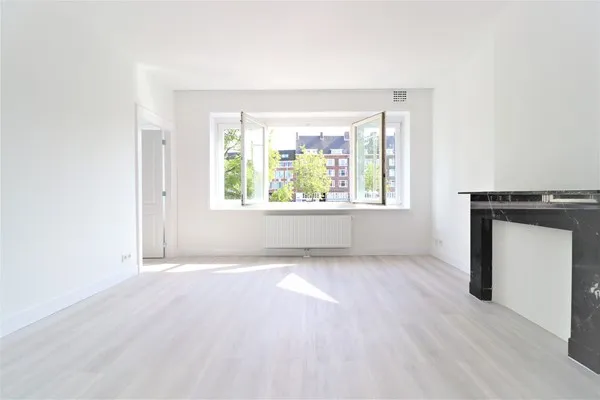 Appartement te huur: Sloterkade 9-1, Surinamepleinbuurt Amsterdam