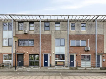 Tussenwoning te koop: Slotgracht 93, De Noord Oss