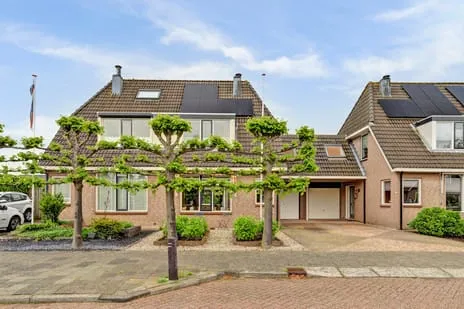 Tussenwoning te koop: Sluimerskamp 8, Herwijnen Herwijnen