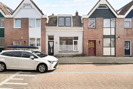 Tussenwoning te koop: Sluisdijkstraat 119, Sluisdijk Den Helder