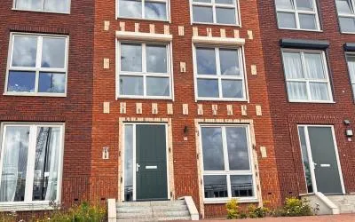Tussenwoning te huur: Sluiskade 18, De Haven Spijkenisse