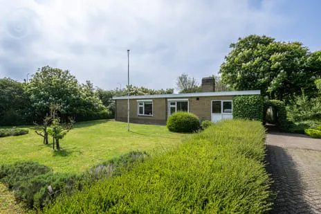 Vrijstaande woning te koop: Sluisplein 2, Stellendam haven Stellendam