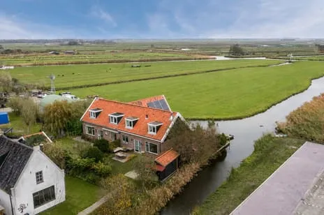 Twee-onder-één-kap te koop: Sluisstraat 7, Oost-Knollendam Oostknollendam