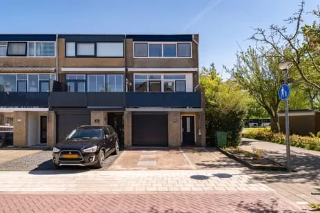 Hoekwoning te koop: Sluiswaard 152, Alkmaar