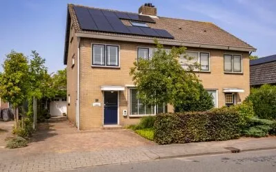 Twee-onder-één-kap te koop: Slunterweg 10, Indische buurt Ede