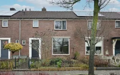 Tussenwoning te koop: Smachtkamp 33, Opheusden Opheusden