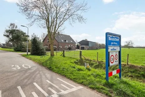 Vrijstaande woning te koop: Smalriemseweg 33, Beusichem Beusichem