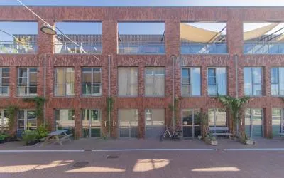 Tussenwoning te huur: Smalschipstraat 5, Steigereiland-Noord Amsterdam