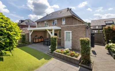 Twee-onder-één-kap te koop: Smaragdstraat 46, Bornsestraat en omgeving Zuid Almelo