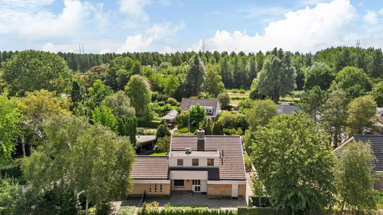 Vrijstaande woning te koop: Smedeman 1, Nieuw-Vennep