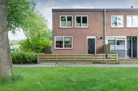 Corner house for sale: Smedingeslag 2, Angelslo Emmen
