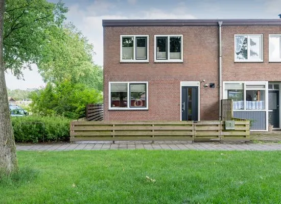 Hoekwoning te koop: Smedingeslag 2, Angelslo Emmen