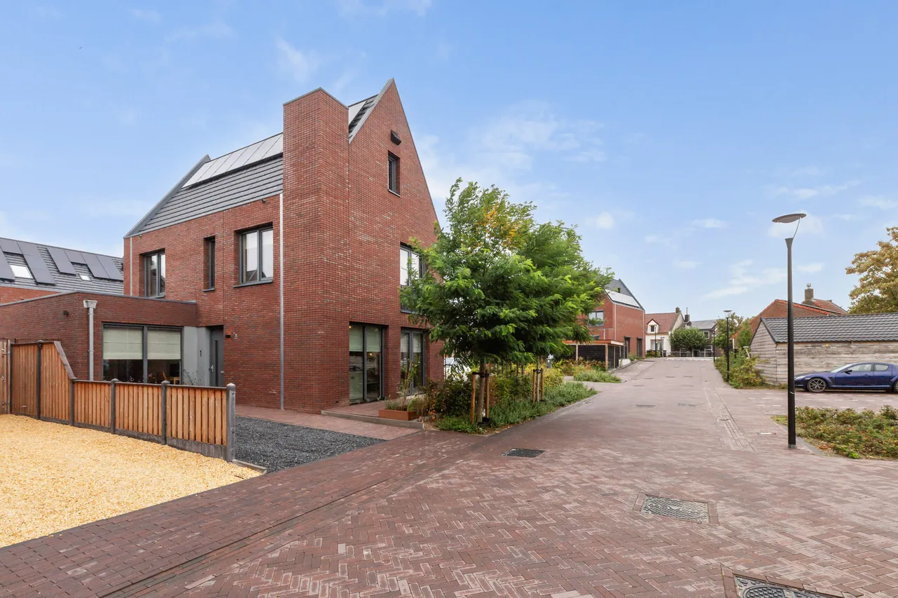 Vrijstaande woning te koop: Smeltoven 1, Hardinxveld-Giessendam