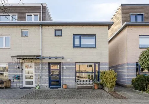 Hoekwoning te koop: Smetanastraat 9, Holtenbroek I Zwolle