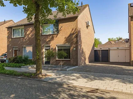 Terraced house for sale: Smidsepad 20, Liempde Liempde