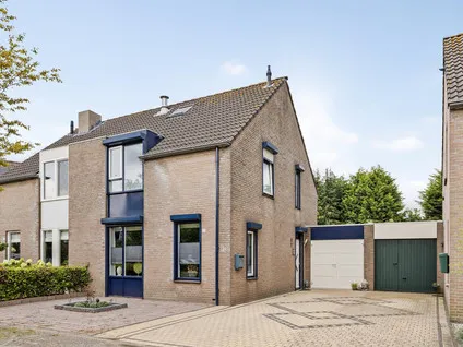 Tussenwoning te koop: Smidshof 29, Kern Galder Galder