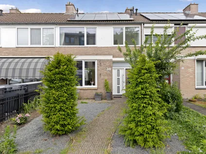 Tussenwoning te koop: Smirnoffstraat 38, Straakven Helmond