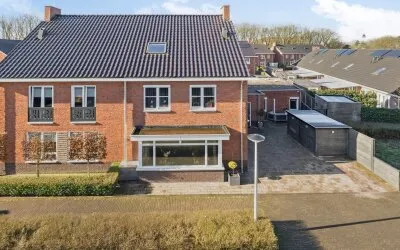 Twee-onder-één-kap te koop: Smoutstraat 15, Sprundel Sprundel