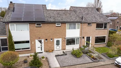 Tussenwoning te koop: Smutsstraat 16, Woestijnweg Vaassen
