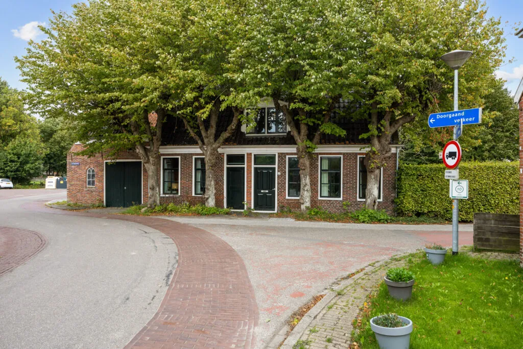 Vrijstaande woning te koop: smydingheweg 2, Garsthuizen