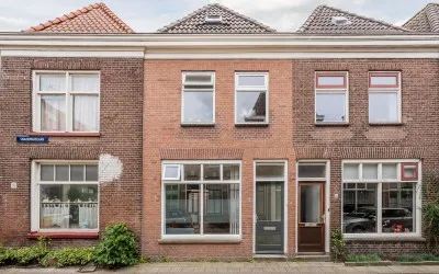 Tussenwoning te koop: Snaarmanslaan 56, Spoorbuurt Alkmaar